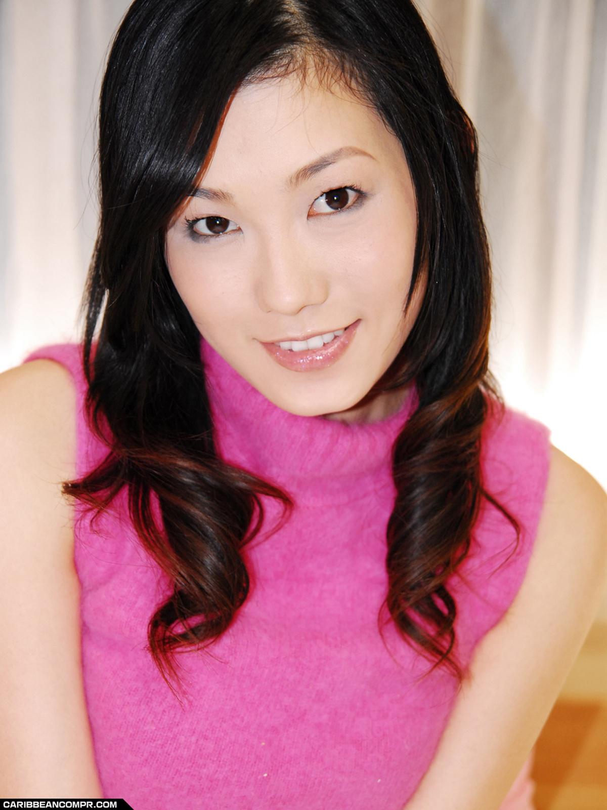 小峰由衣
